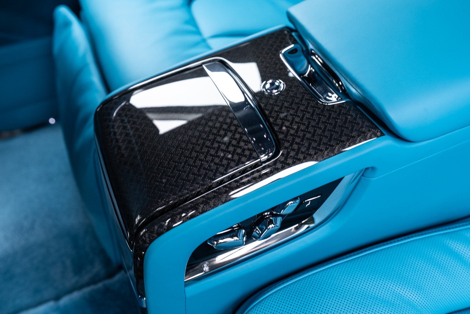 2026 ROLLS ROYCE CULLINAN | BLACK BADGE | CLOUD DESIGN INTERIOR | FULL OPTION